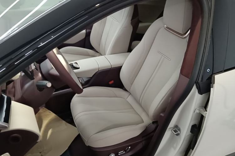 Used Zeekr X 2025 Four-Seater Rear-Drive Cube Version Left Front Seat