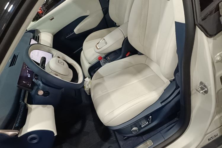 Used Zeekr X 2025 Four-Seater Rear-Drive Cube Version Left Front Seat