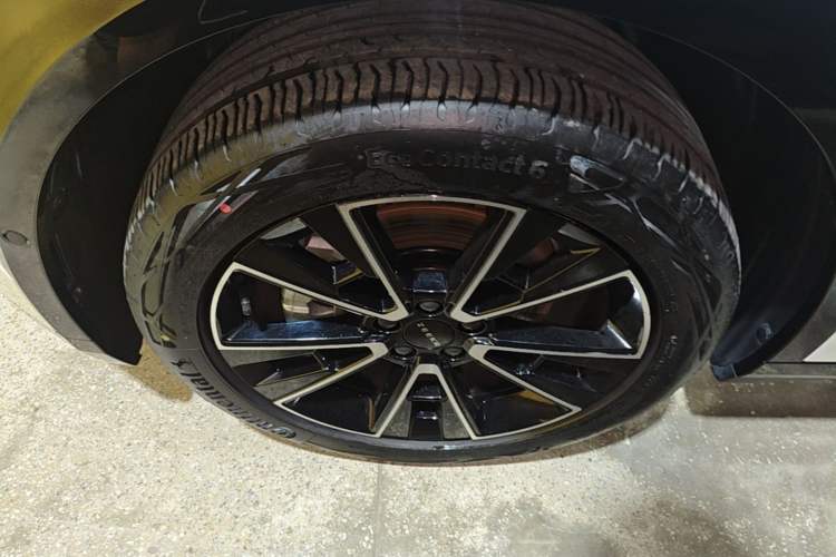 Used Zeekr X 2025 5-Seater Long-Range Version Left Front Wheel Hub