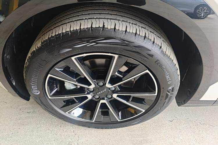 Used Zeekr X 2025 5-Seater Long-Range Version Left Front Wheel Hub
