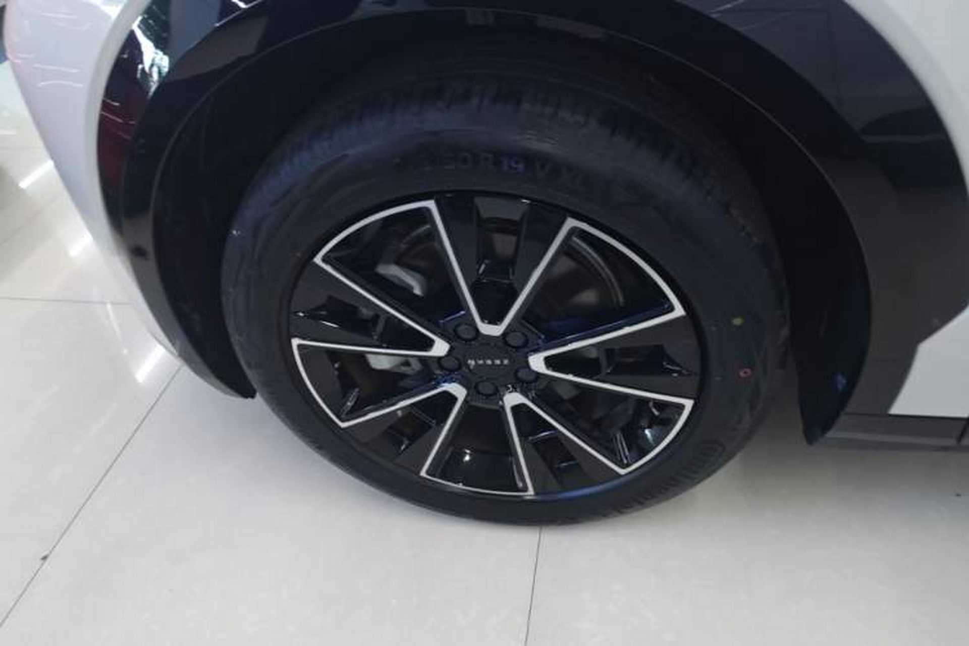 Used Zeekr X 2025 Four-Seater Rear-Drive Cube Version Left Front Wheel Hub