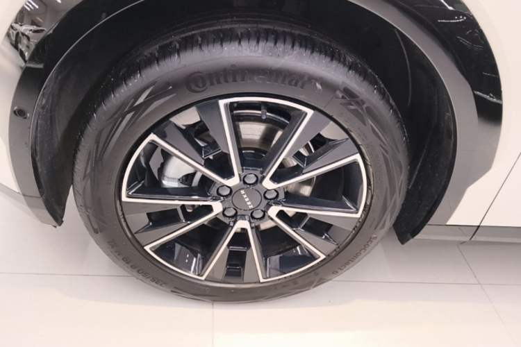 Used Zeekr X 2025 5-Seater Long-Range Version Left Front Wheel Hub