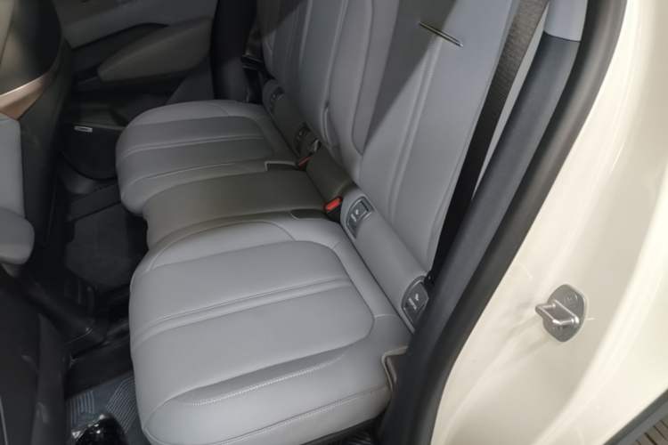 Used Zeekr X 2025 Four-Seater Rear-Drive Cube Version Left Rear Seat