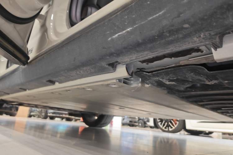 Used Zeekr X 2025 Four-Seater Rear-Drive Cube Version Left Side Sill