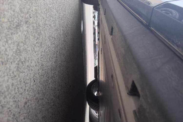 Used Zeekr X 2025 Four-Seater Rear-Drive Cube Version Left Side Sill