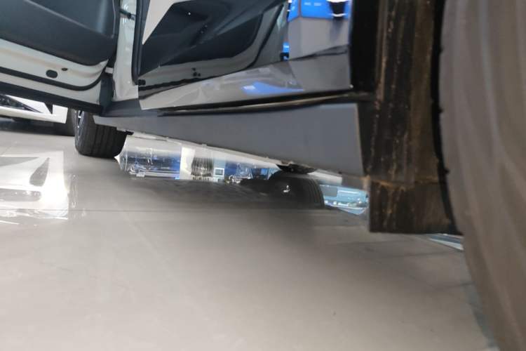 Used Zeekr X 2025 Four-Seater Rear-Drive Cube Version Left Side Sill