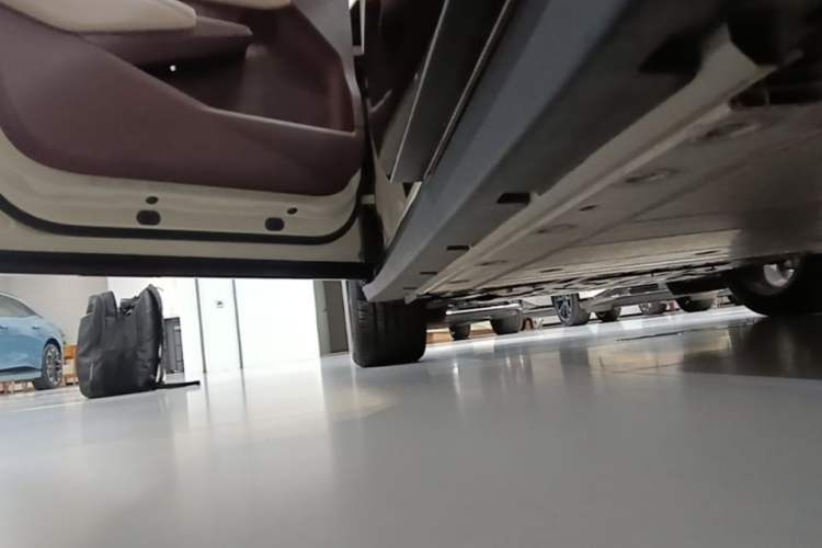 Used Zeekr X 2025 Four-Seater Rear-Drive Cube Version Left Side Sill