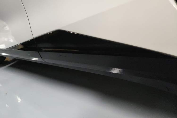 Used Zeekr X 2025 5-Seater Long-Range Version Left Side Sill