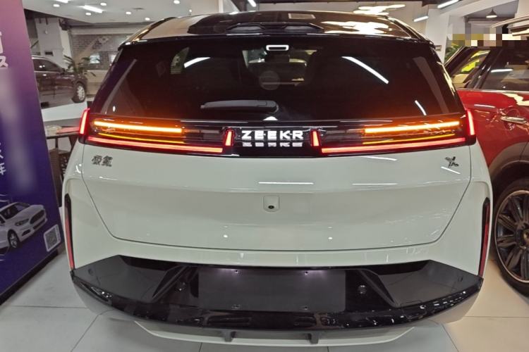 Used Zeekr X 2025 Four-Seater Rear-Drive Cube Version Rear