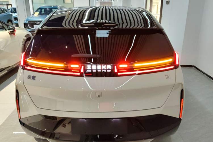 Used Zeekr X 2025 Four-Seater Rear-Drive Cube Version Rear