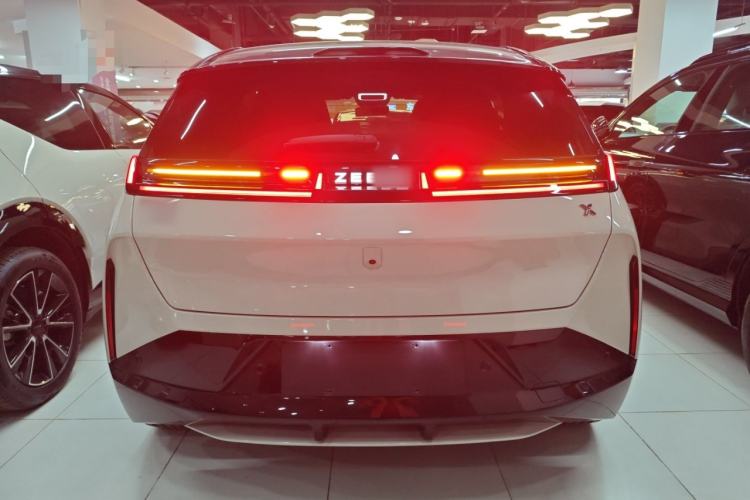 Used Zeekr X 2025 Four-Seater Rear-Drive Cube Version Rear