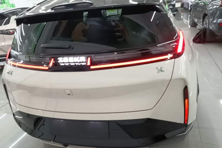 Used Zeekr X 2025 Four-Seater Rear-Drive Cube Version Rear