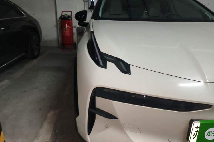 Used Zeekr X 2025 5-Seater Rear-Drive Version Right Front Headlight