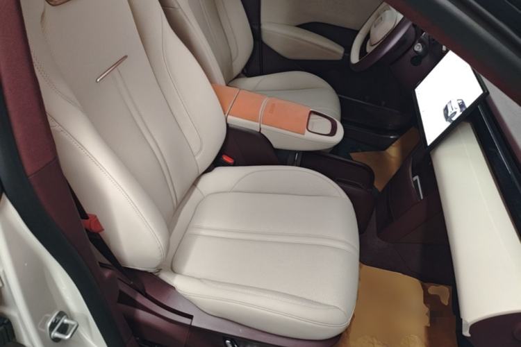Used Zeekr X 2025 5-Seater Rear-Drive Version Right Front Seat