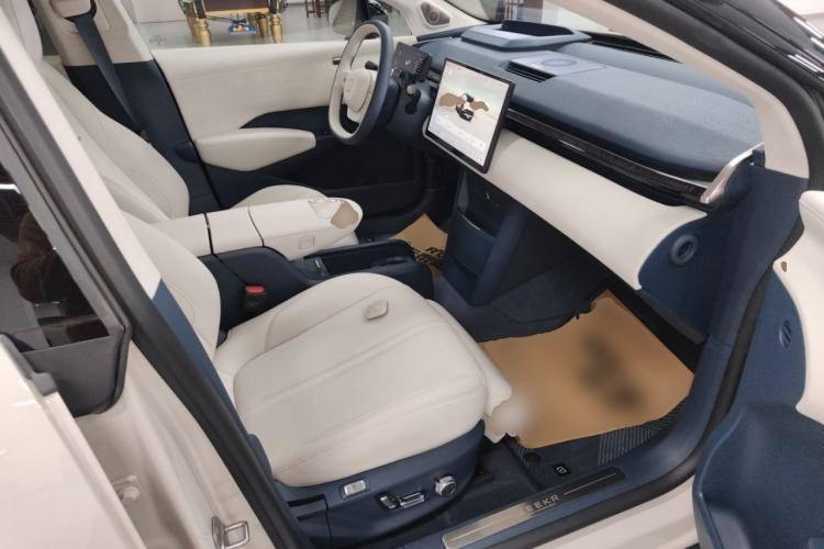 Used Zeekr X 2025 Four-Seater Rear-Drive Cube Version Right Front Seat