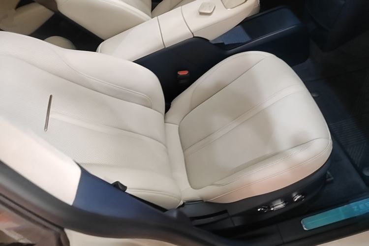 Used Zeekr X 2025 5-Seater Long-Range Version Right Front Seat
