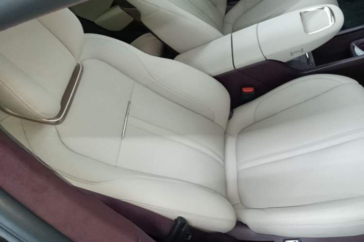 Used Zeekr X 2025 Four-Seater Rear-Drive Cube Version Right Front Seat