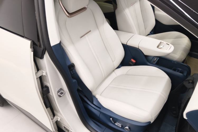 Used Zeekr X 2025 5-Seater Long-Range Version Right Front Seat