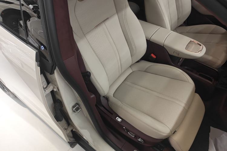 Used Zeekr X 2025 Four-Seater Rear-Drive Cube Version Right Front Seat