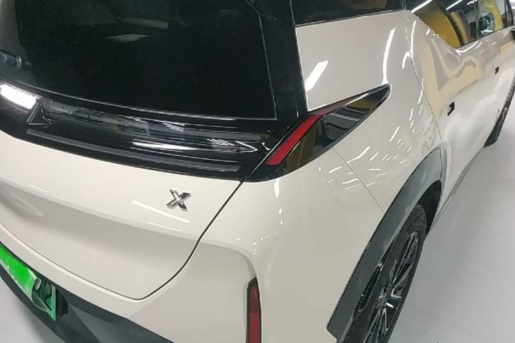 Used Zeekr X 2025 5-Seater Long-Range Version Right Rear Taillight