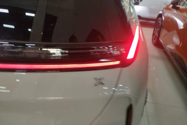 Used Zeekr X 2025 Four-Seater Rear-Drive Cube Version Right Rear Taillight