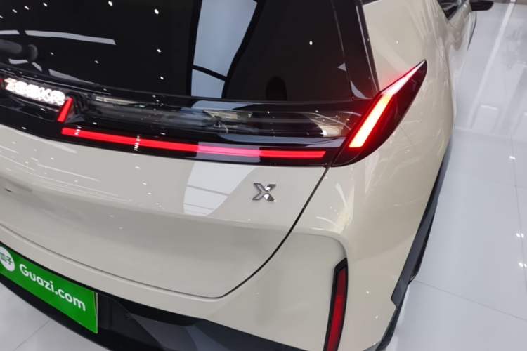 Used Zeekr X 2025 Four-Seater Rear-Drive Cube Version Right Rear Taillight