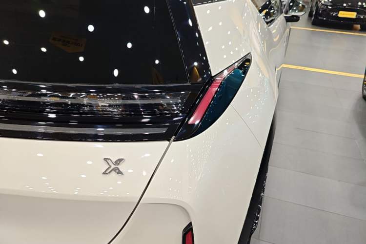 Used Zeekr X 2025 5-Seater Long-Range Version Right Rear Taillight