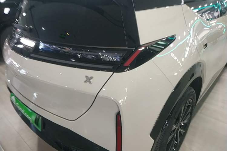 Used Zeekr X 2025 5-Seater Long-Range Version Right Rear Taillight