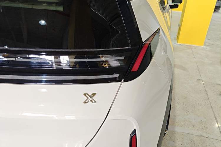 Used Zeekr X 2025 5-Seater Long-Range Version Right Rear Taillight
