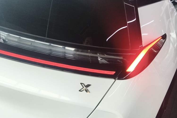 Used Zeekr X 2025 Four-Seater Rear-Drive Cube Version Right Rear Taillight