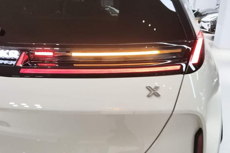 Used Zeekr X 2025 5-Seater Long-Range Version Right Rear Taillight