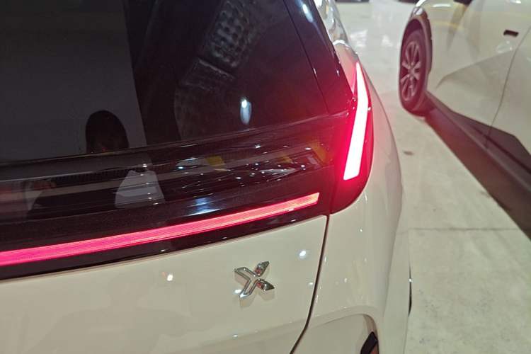 Used Zeekr X 2025 5-Seater Long-Range Version Right Rear Taillight