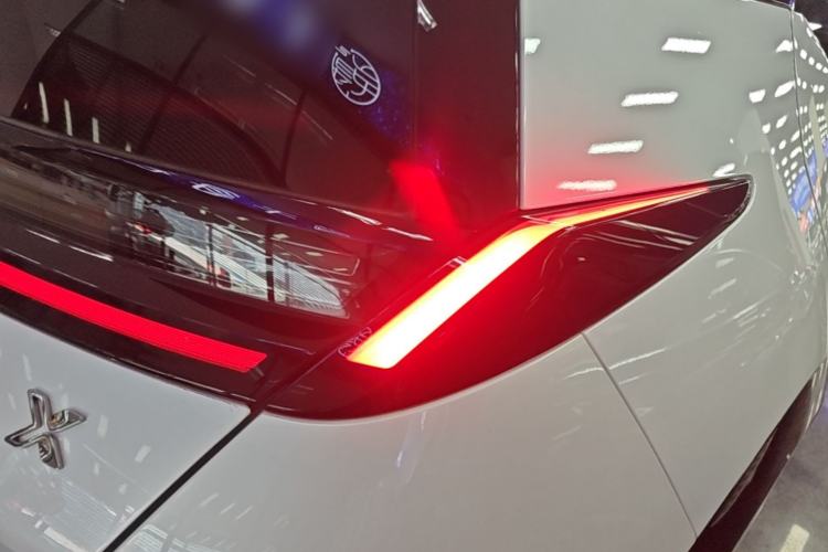 Used Zeekr X 2025 Four-Seater Rear-Drive Cube Version Right Rear Taillight