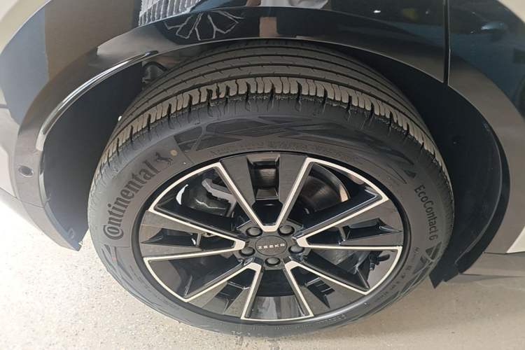 Used Zeekr X 2025 5-Seater Long-Range Version Right Rear Wheel Hub