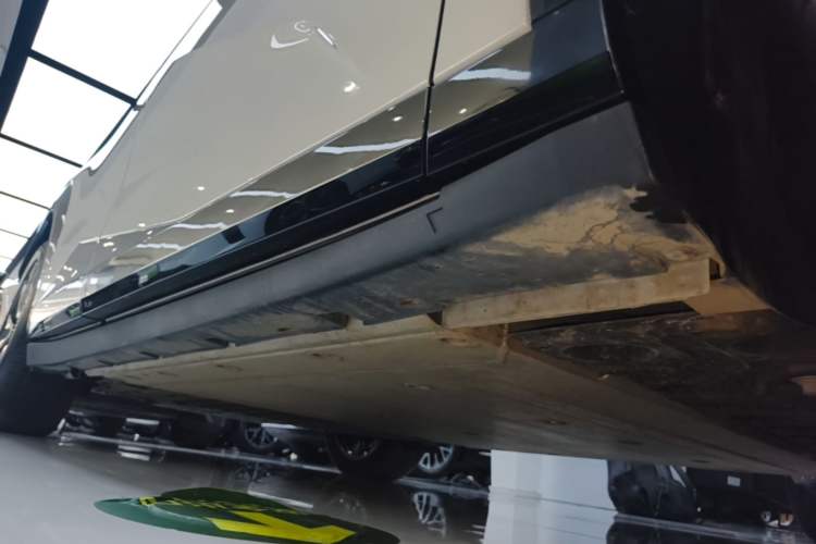 Used Zeekr X 2025 Four-Seater Rear-Drive Cube Version Right Side Sill
