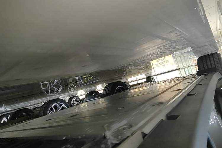 Used Zeekr X 2025 5-Seater Rear-Drive Version Right Side Sill