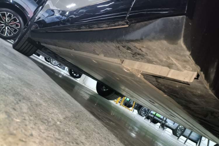 Used Zeekr X 2025 Four-Seater Rear-Drive Cube Version Right Side Sill