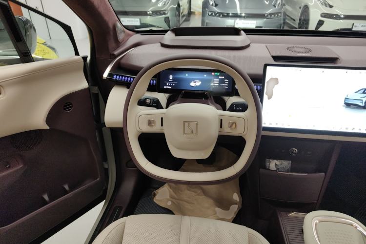 Used Zeekr X 2025 Four-Seater Rear-Drive Cube Version Steering Wheel