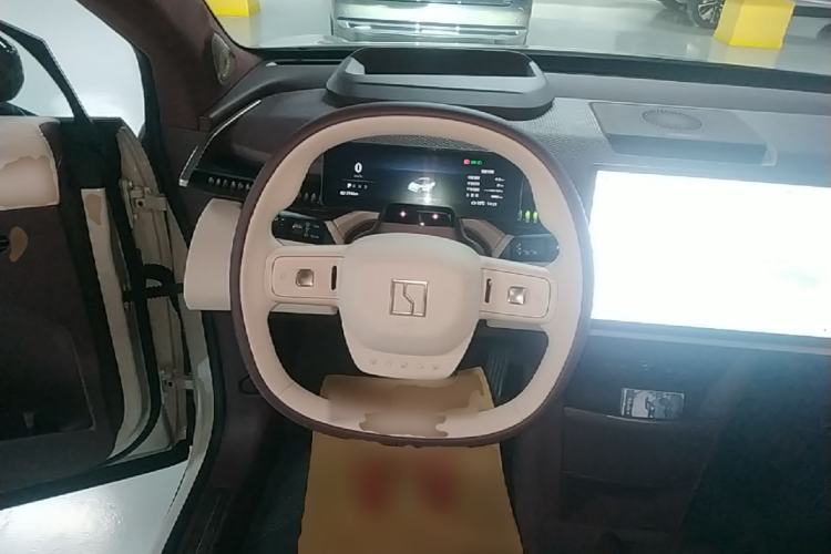 Used Zeekr X 2025 Four-Seater Rear-Drive Cube Version Steering Wheel