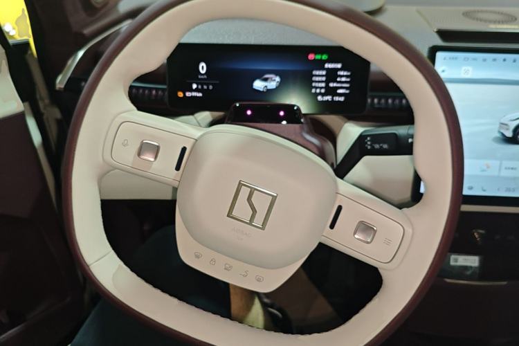 Used Zeekr X 2025 5-Seater Long-Range Version Steering Wheel