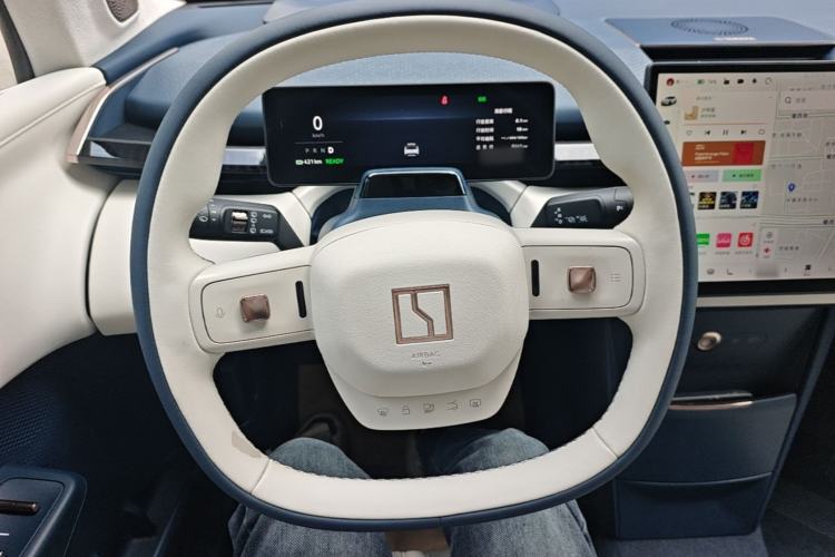 Used Zeekr X 2025 Four-Seater Rear-Drive Cube Version Steering Wheel