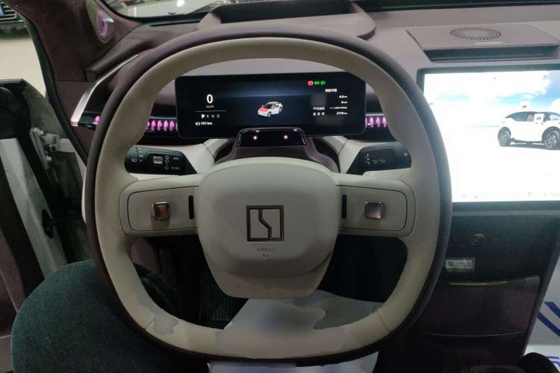 Used Zeekr X 2025 5-Seater Long-Range Version Steering Wheel