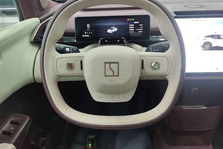 Used Zeekr X 2025 Four-Seater Rear-Drive Cube Version Steering Wheel