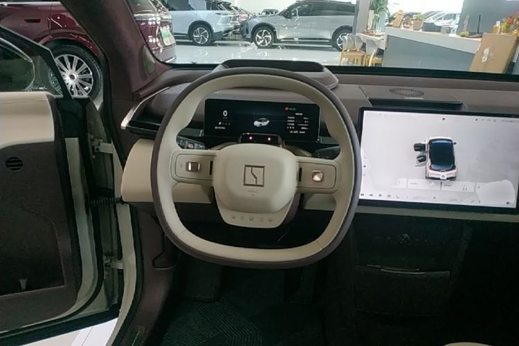 Used Zeekr X 2025 Four-Seater Rear-Drive Cube Version Steering Wheel