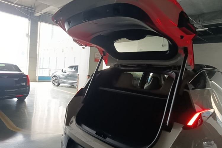 Used Zeekr X 2025 Four-Seater Rear-Drive Cube Version Trunk