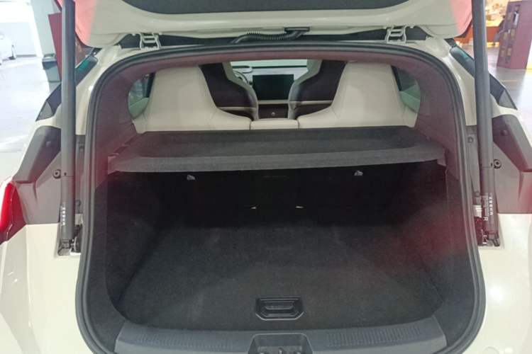 Used Zeekr X 2025 Four-Seater Rear-Drive Cube Version Trunk