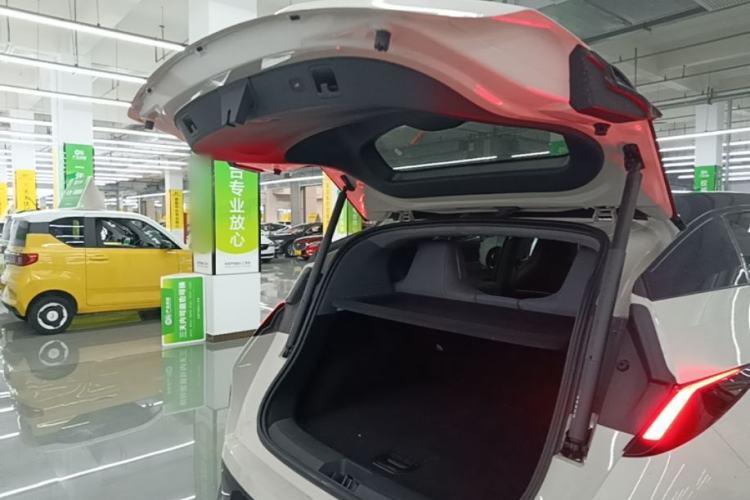 Used Zeekr X 2025 Four-Seater Rear-Drive Cube Version Trunk