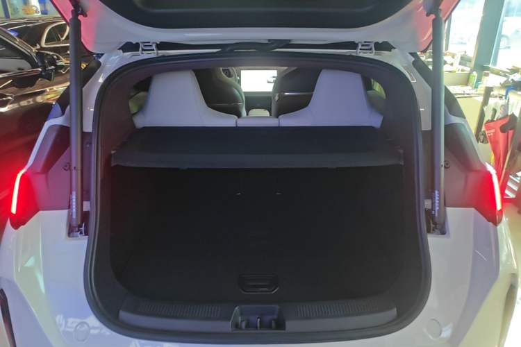 Used Zeekr X 2025 Four-Seater Rear-Drive Cube Version Trunk