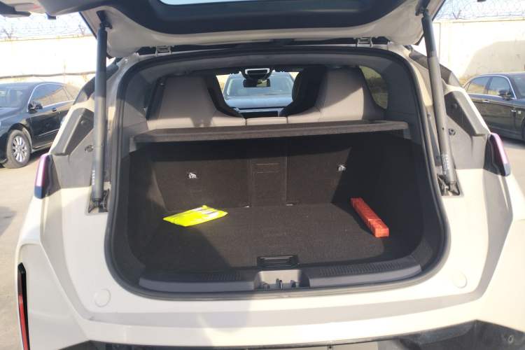 Used Zeekr X 2025 Four-Seater Rear-Drive Cube Version Trunk