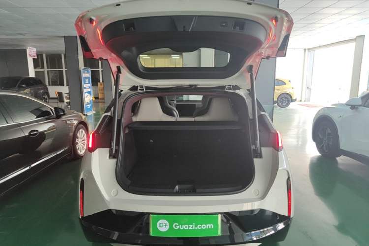 Used Zeekr X 2025 Four-Seater Rear-Drive Cube Version Trunk